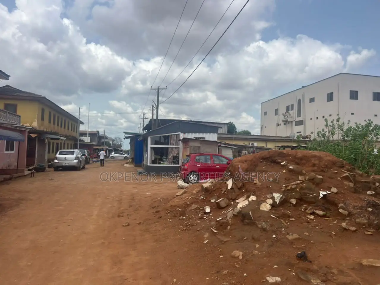1plot for Sale at Madina Township