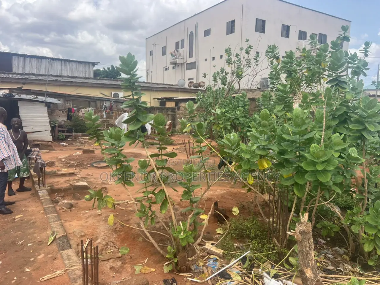 1plot for Sale at Madina Township