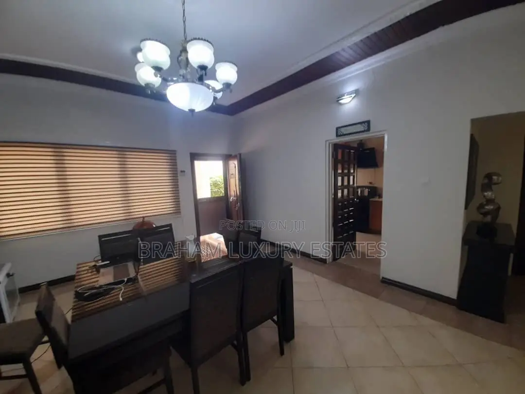 3bdrm House in Braham Luxury, Spintex for rent