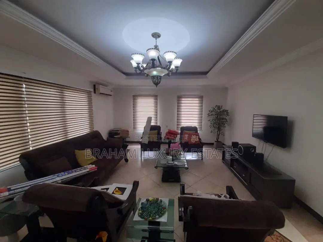 3bdrm House in Braham Luxury, Spintex for rent