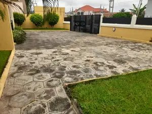 3bdrm House in Braham Luxury, Spintex for rent