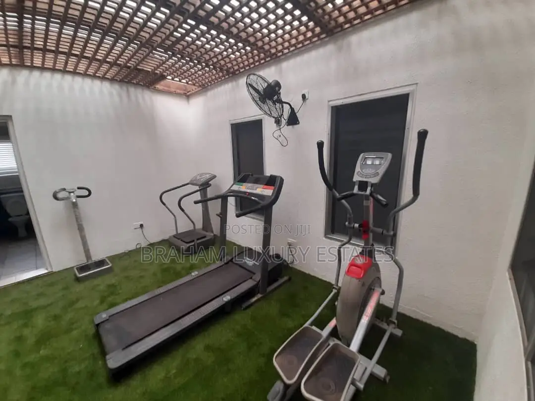 3bdrm House in Braham Luxury, Spintex for rent