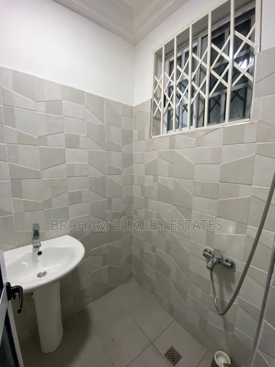 2bdrm Apartment in Braham Luxury Tseaddo for rent