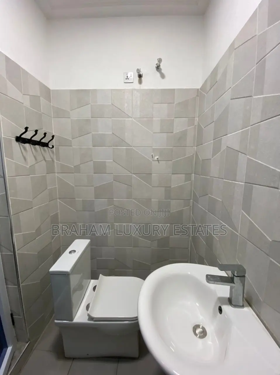 2bdrm Apartment in Braham Luxury Tseaddo for rent