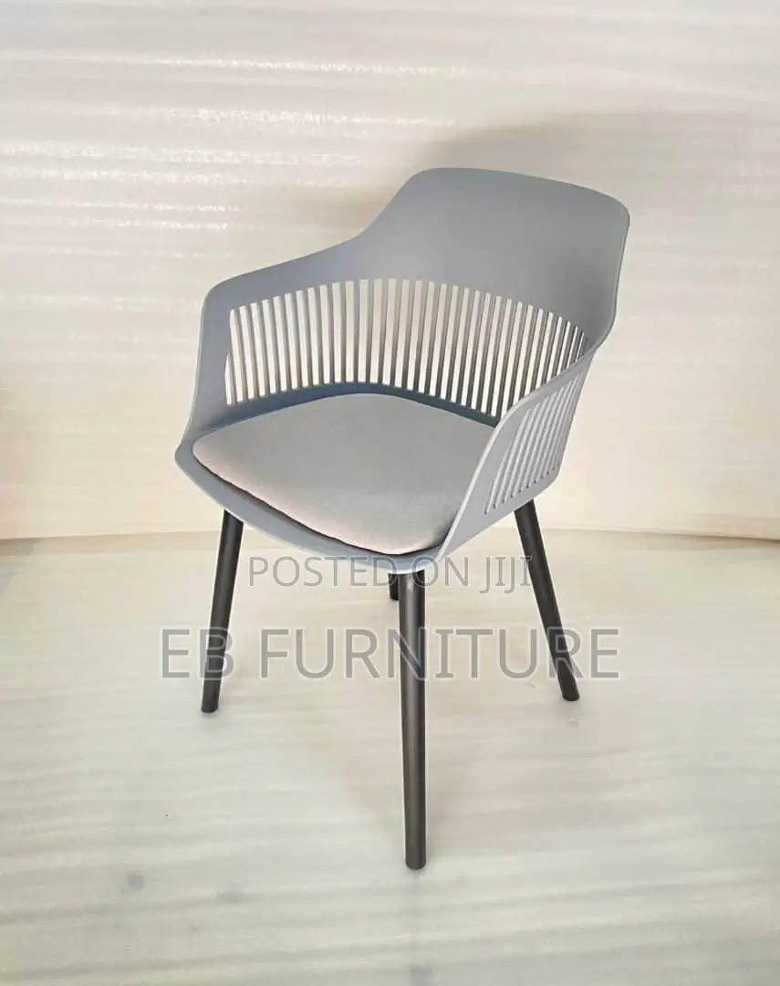 Hard Plastic Garden Chair