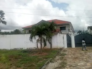 18bdrm House in Tema Community10 for sale