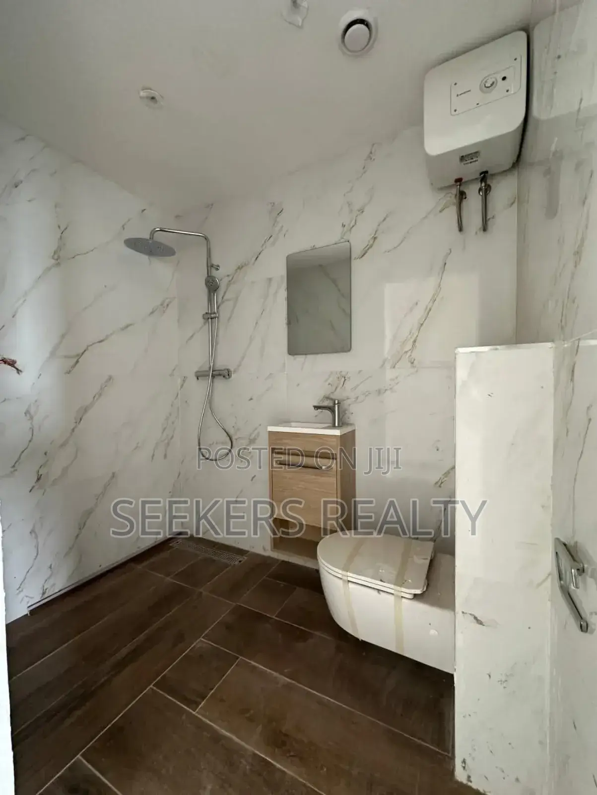 Furnished 2bdrm Apartment in Seekers Realty, Dzorwulu for rent
