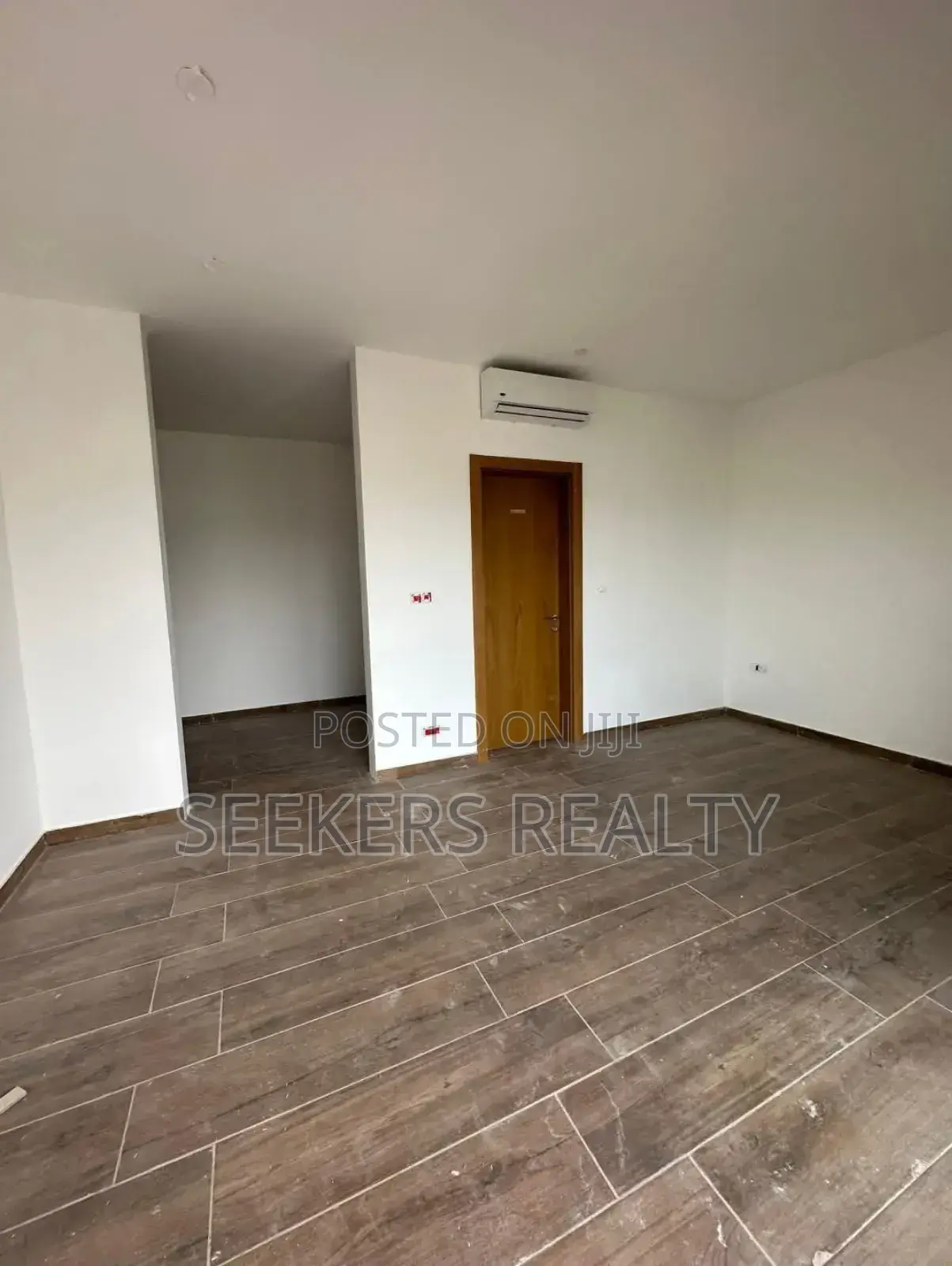 Furnished 2bdrm Apartment in Seekers Realty, Dzorwulu for rent