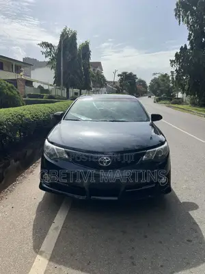 Photo - Toyota Camry 2014 Gray