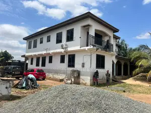 7bdrm House in Afienya, Tema Metropolitan for sale