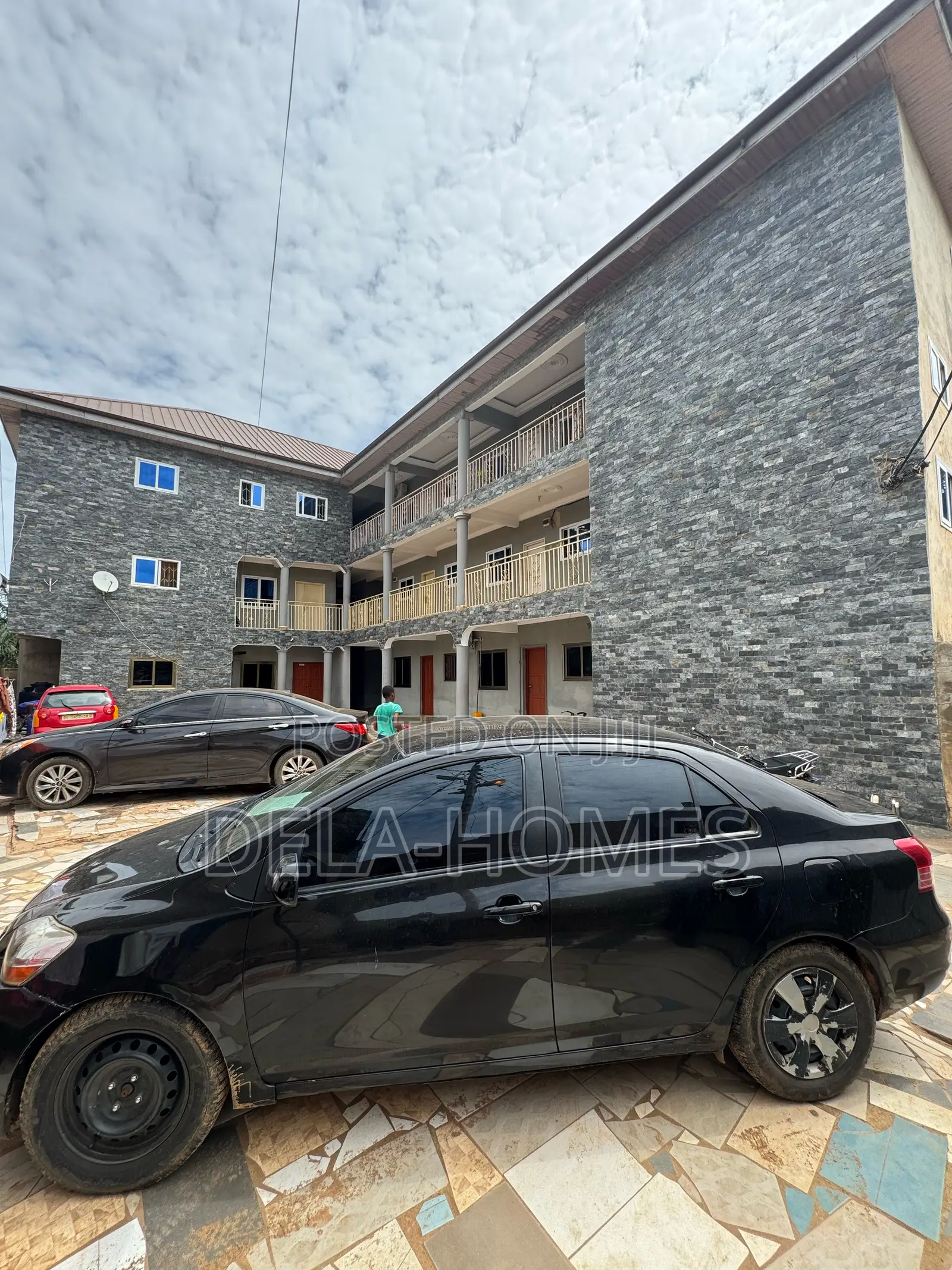 2bdrm Apartment in Adenta, Commandos for rent