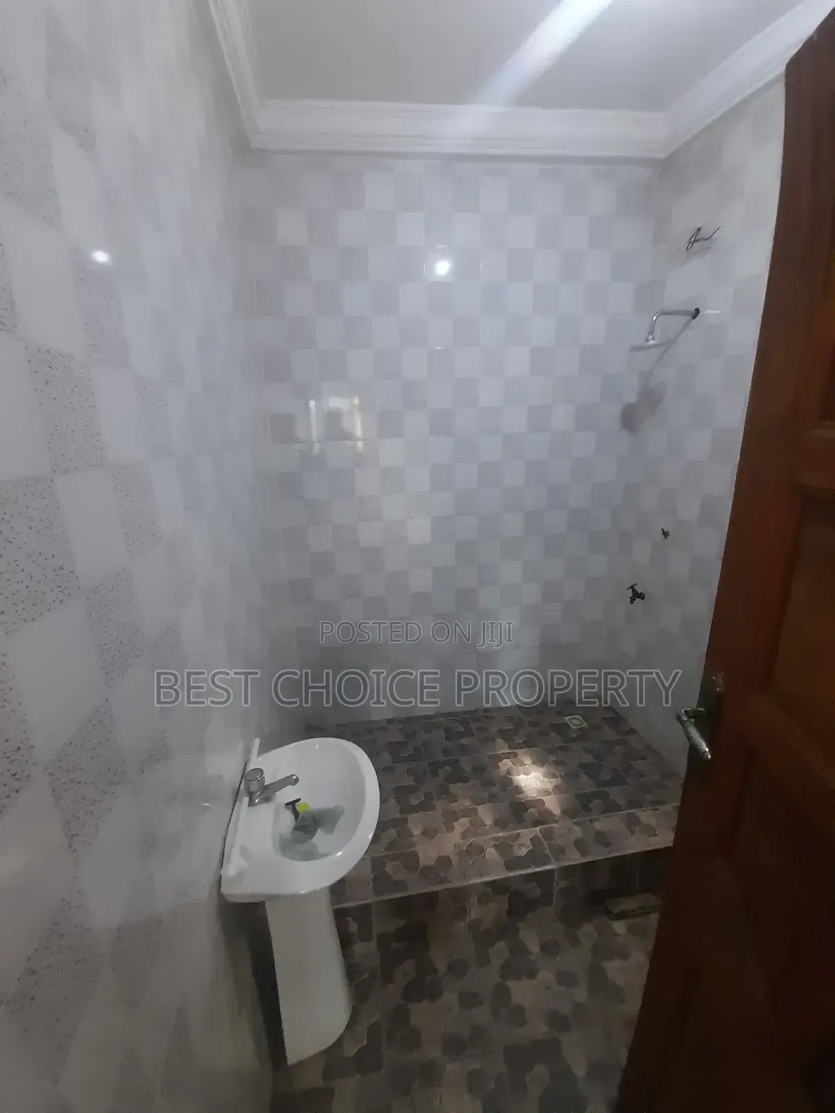2bdrm Apartment in Commandos for rent
