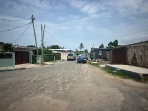 Photo - 1plot for Sale at South La Estate