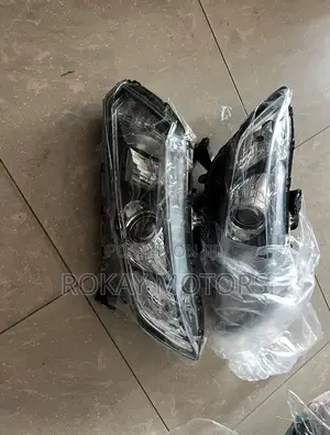 Civic 2012,2013,2014,2015 Headlights With Yolk (Spec)