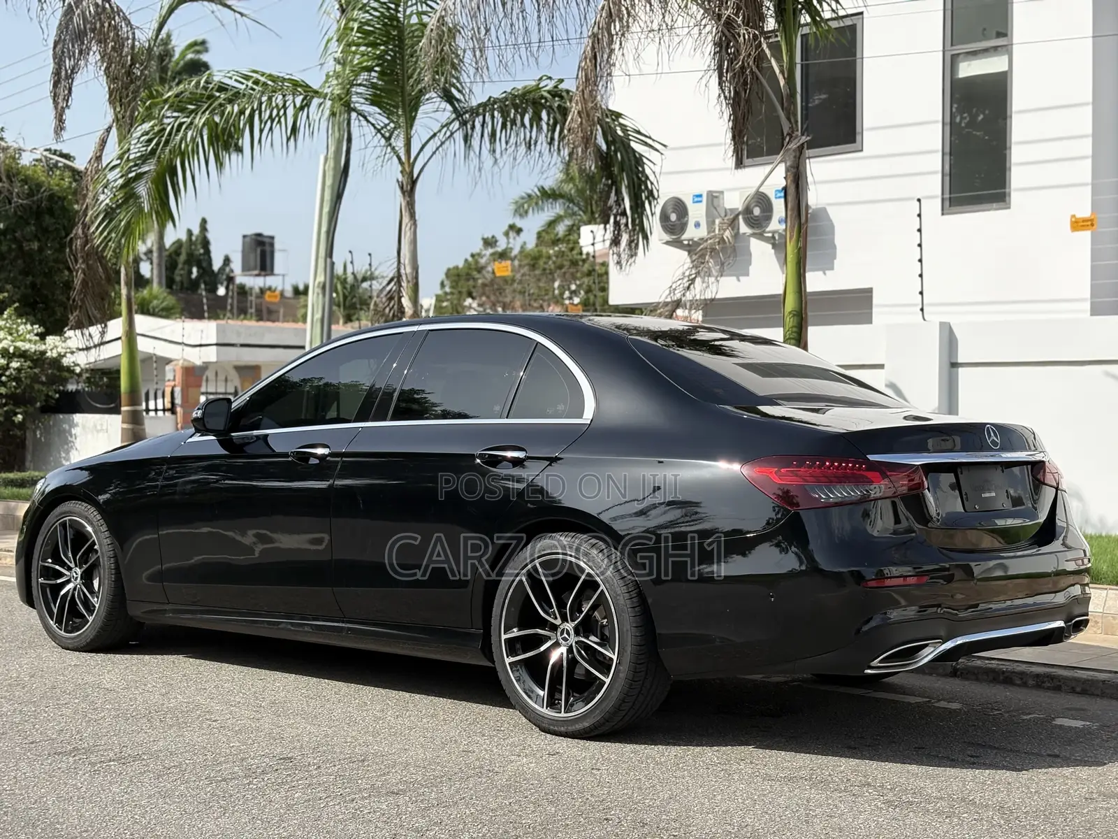 Mercedes-Benz E350 2020 Black