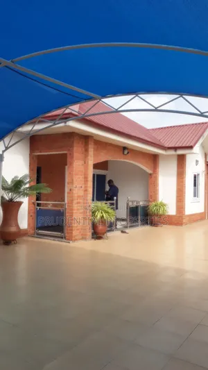 4bdrm House in Tema Metropolitan for sale