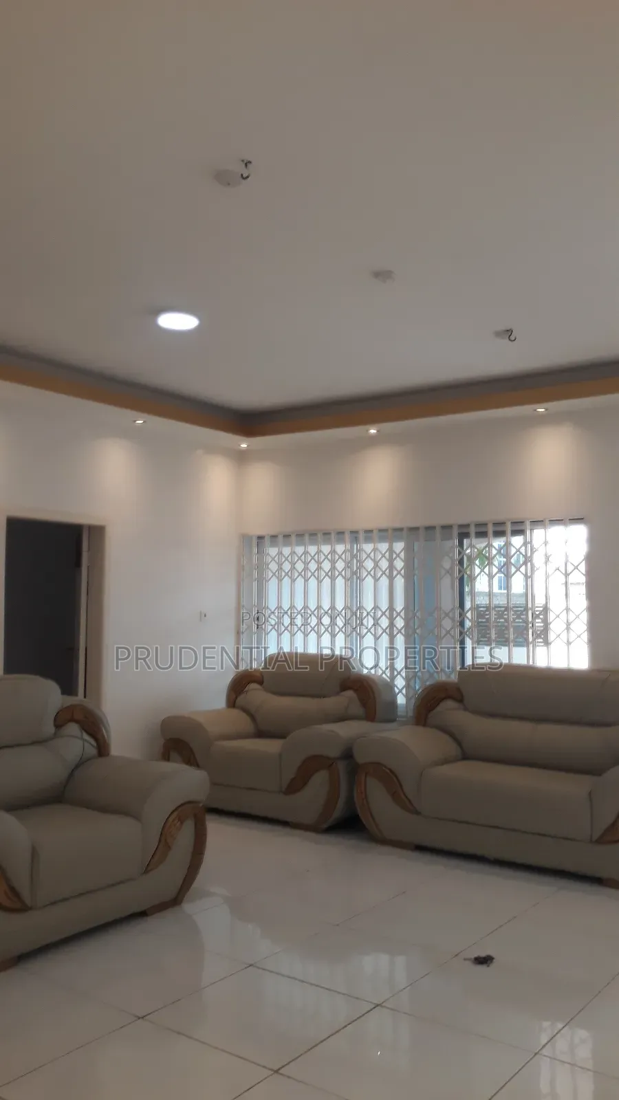 4bdrm House in Tema Metropolitan for sale