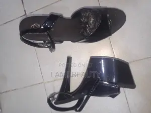 Black Plat Form High Heel Sandals