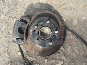 Elantra Front Hub 2013-2016