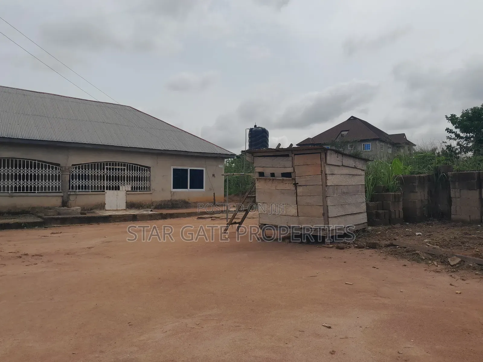 4bdrm House in Adesina, Kumasi Metropolitan for sale