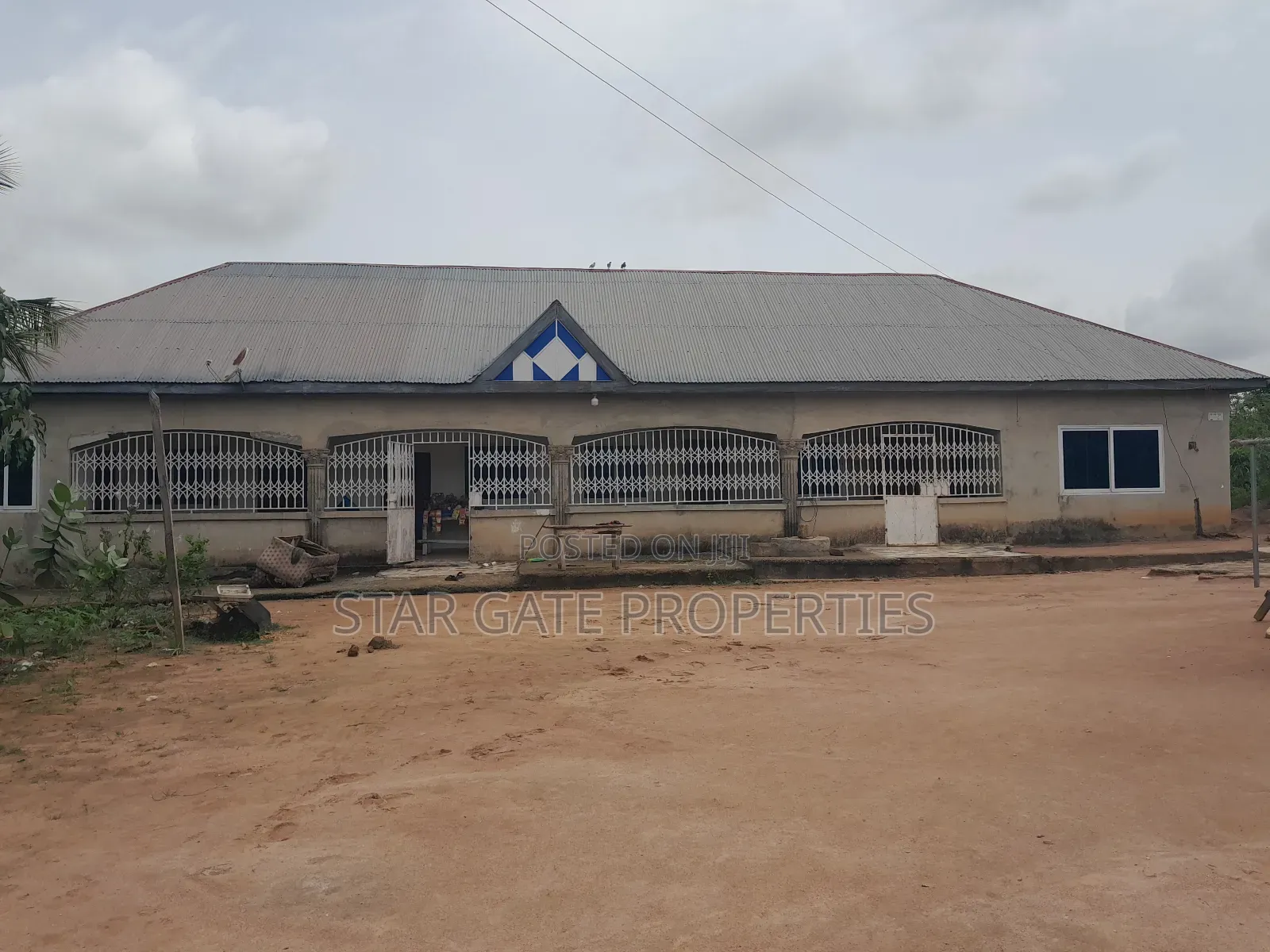 4bdrm House in Adesina, Kumasi Metropolitan for sale