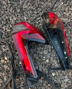 Honda CRV 2023 to 2025 Tail Light (2).