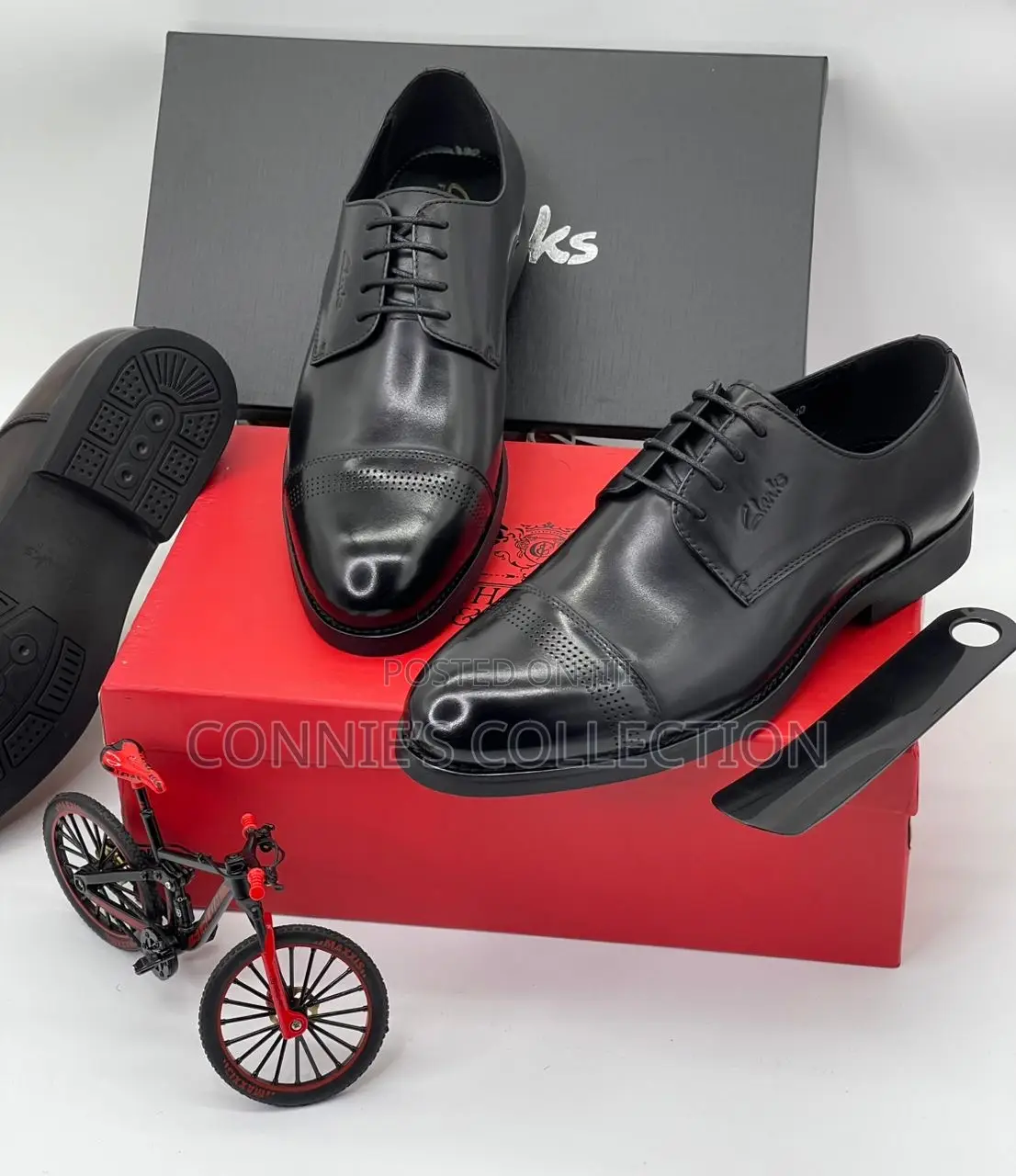 Clarks Lace Up