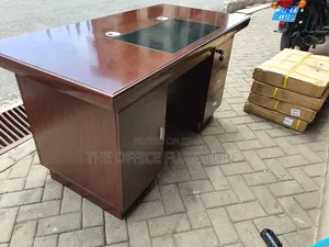 Executive Desk (140cm) Standard