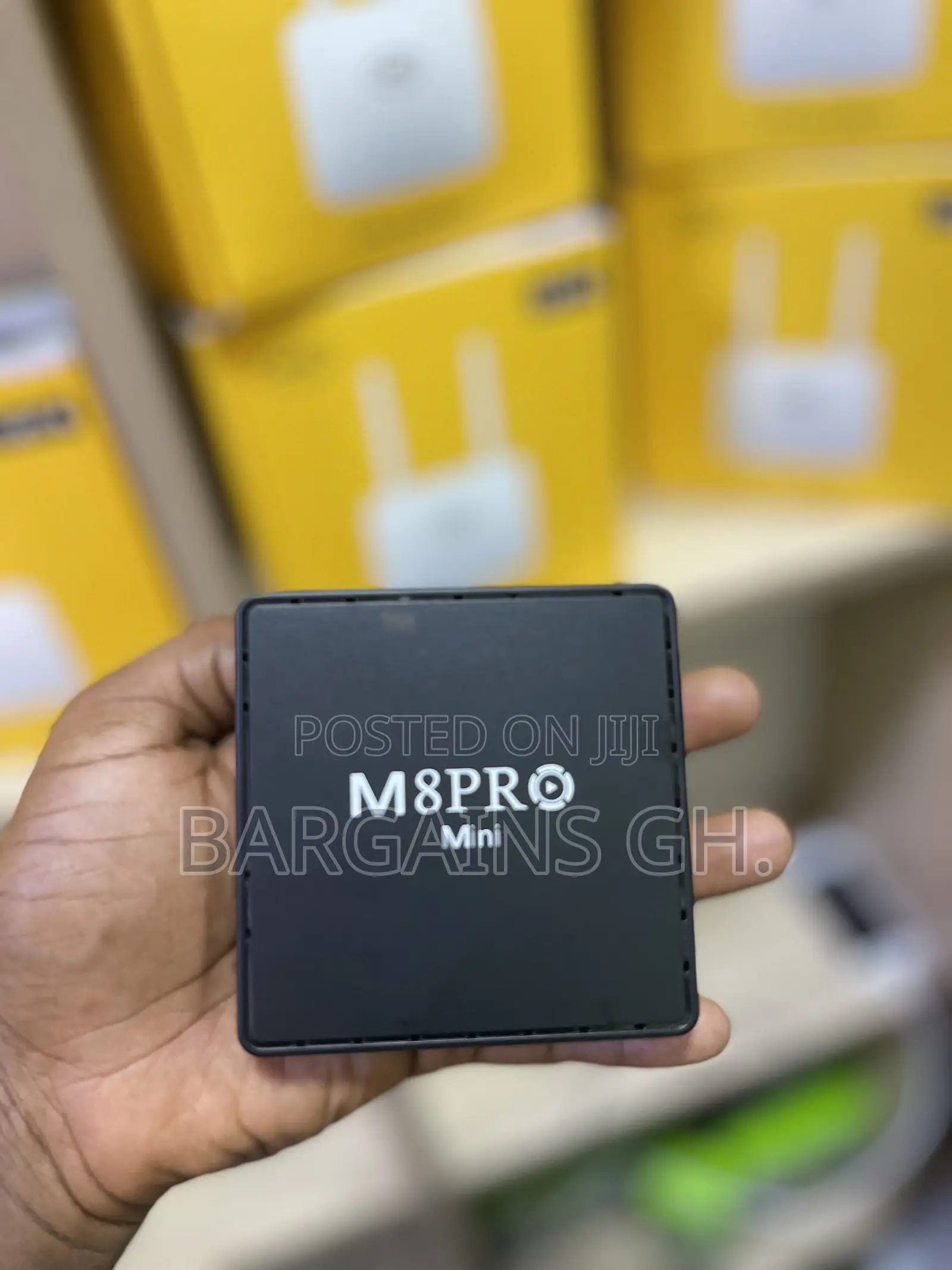M8 Pro Mini Android Smart Tv Box and Retro Game Console