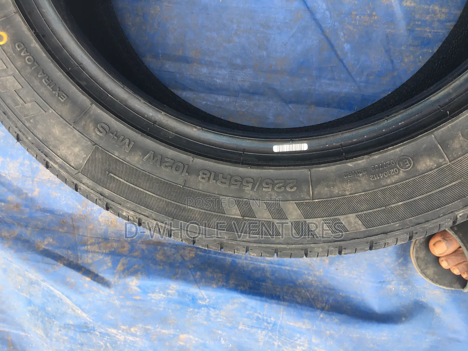 Tyre 225/55r18
