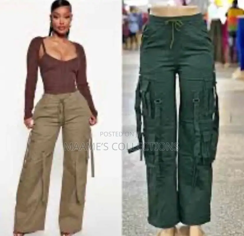 Women’S High Wasted Cargo Jeans.