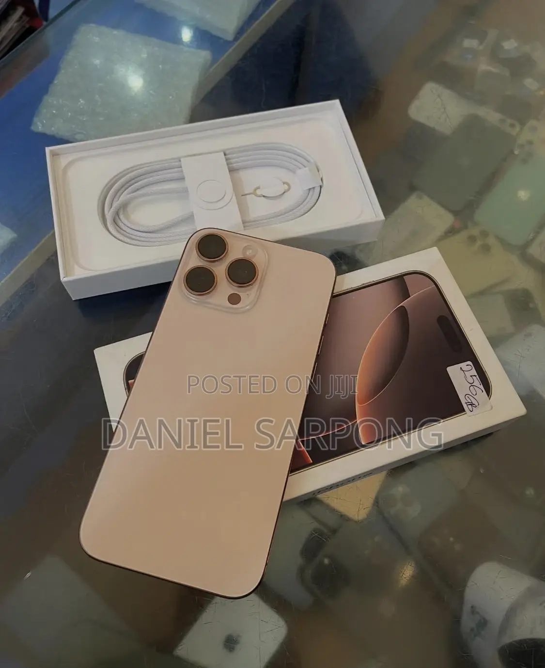 Apple iPhone 16 Pro Max 256 GB Gold