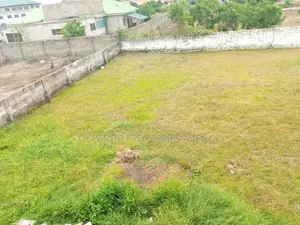 9bdrm House in Dawhenya Tema for sale