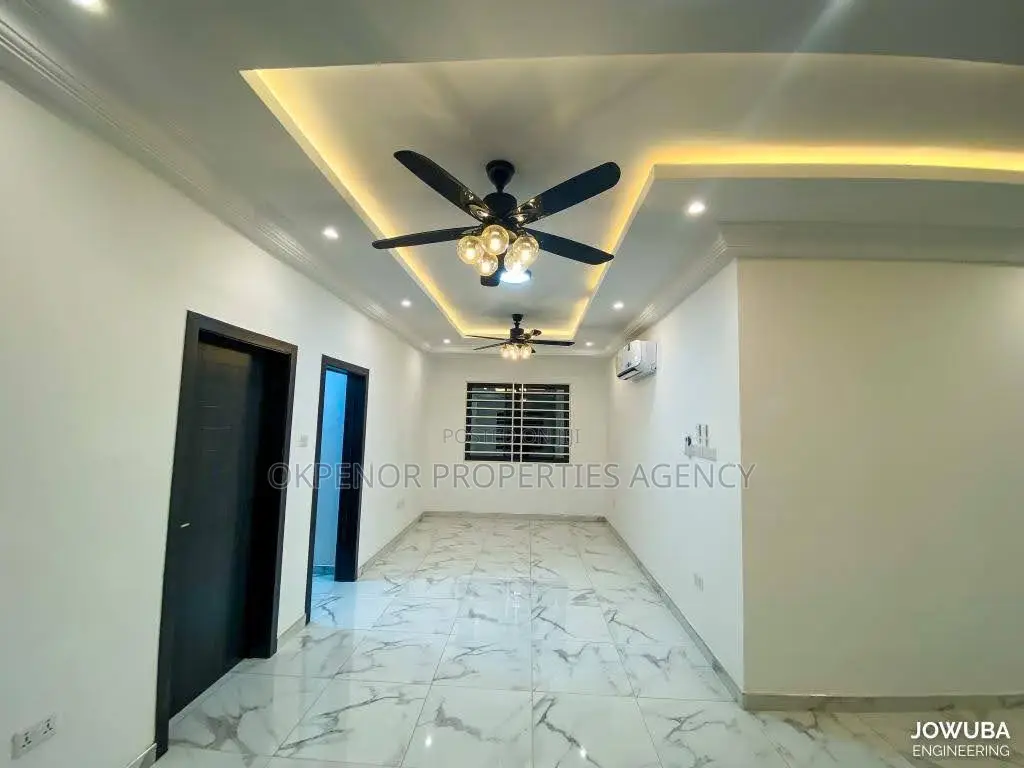 Property for Sale at Ridge