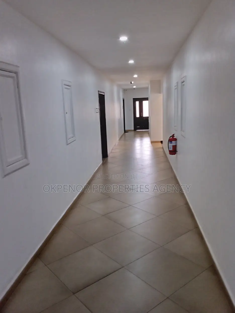 3bdrm Apartment in Shiashie East Legon Accra Metropolitan for sale