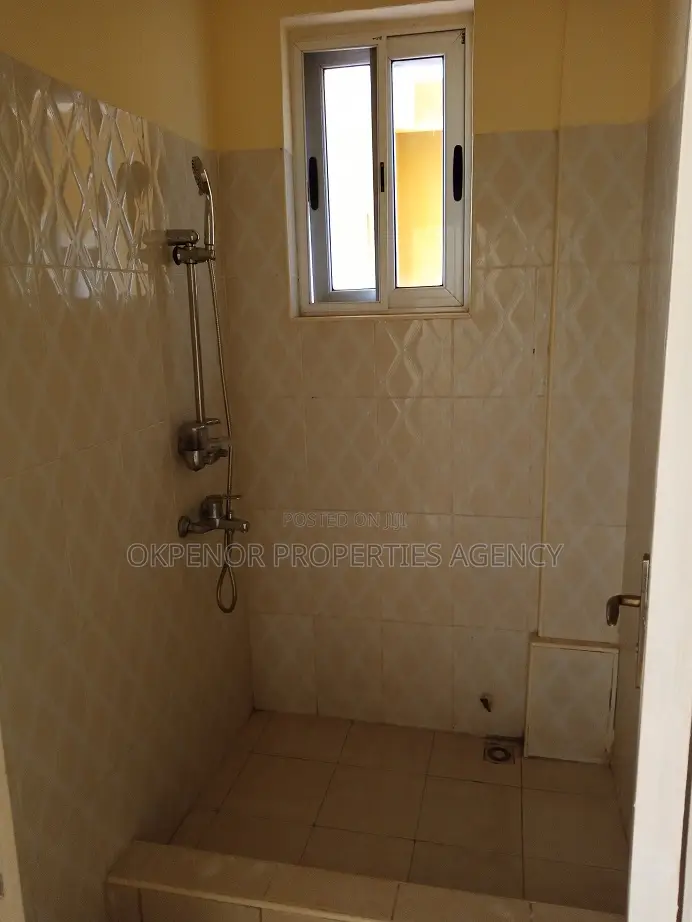 1bdrm Apartment in Devtraco Estate, Tema Metropolitan for sale