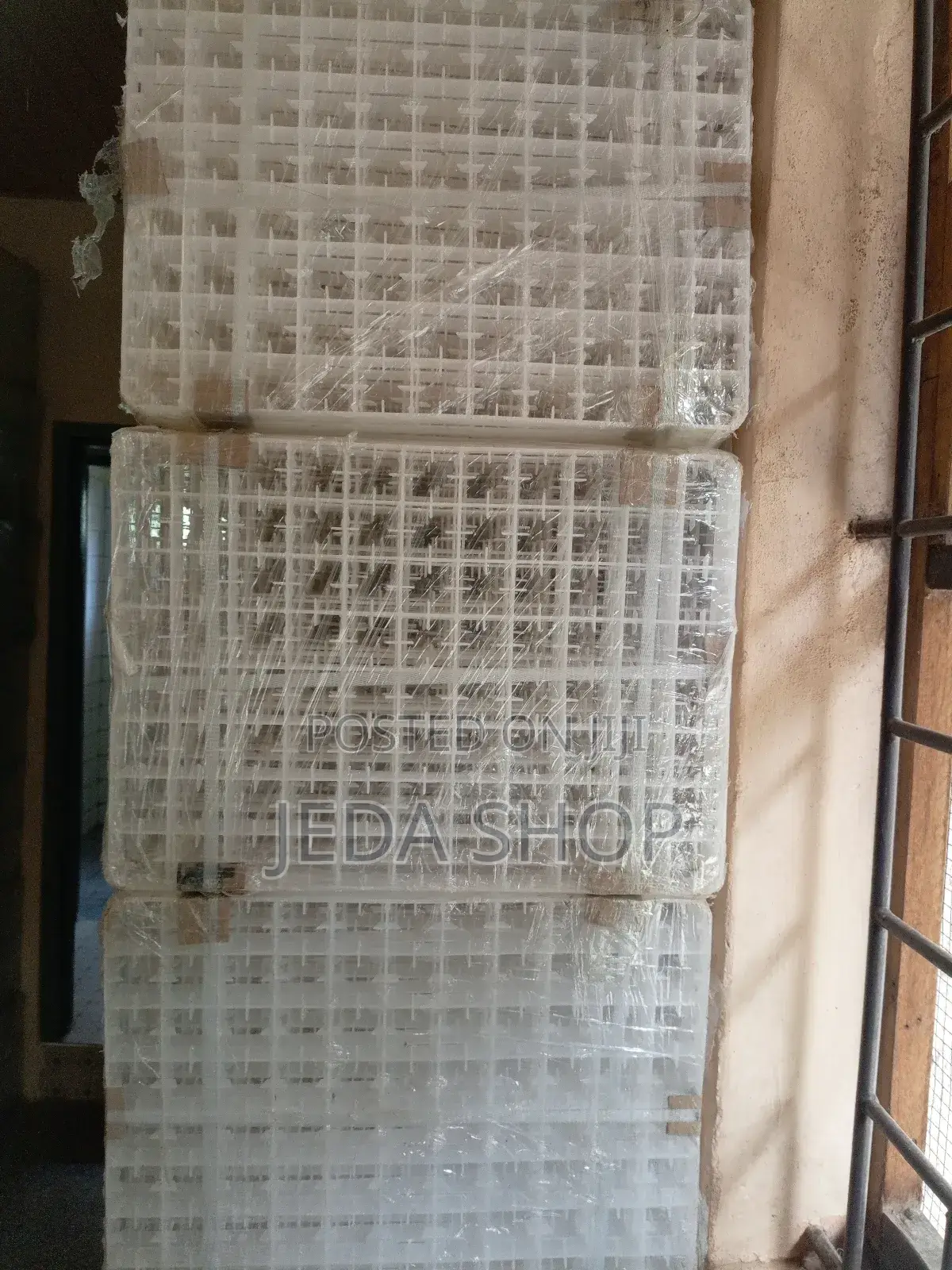 88 Egg Trays
