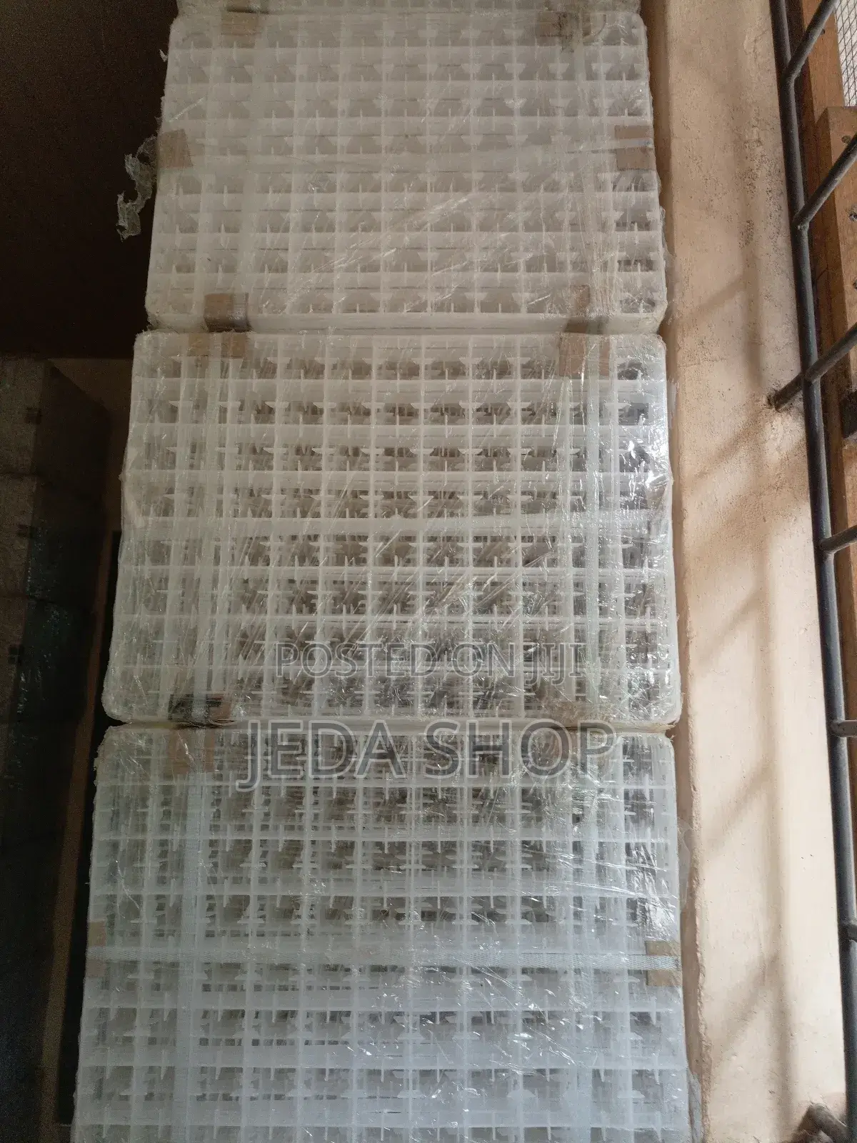 88 Egg Trays