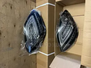 Mercedes Benz C300 Led Tail Lamp