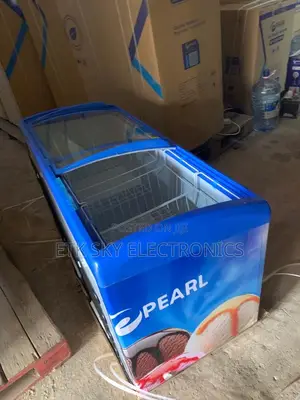 Unerring Pearl 300liters Display Freezer