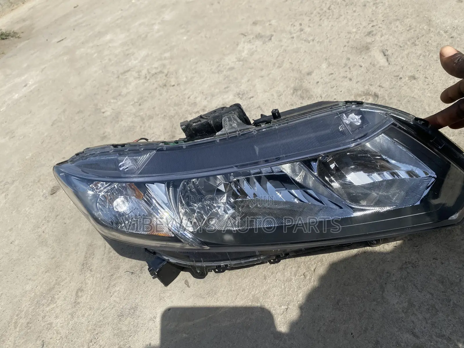 Honda Civic 2013-2015 Headlight Used