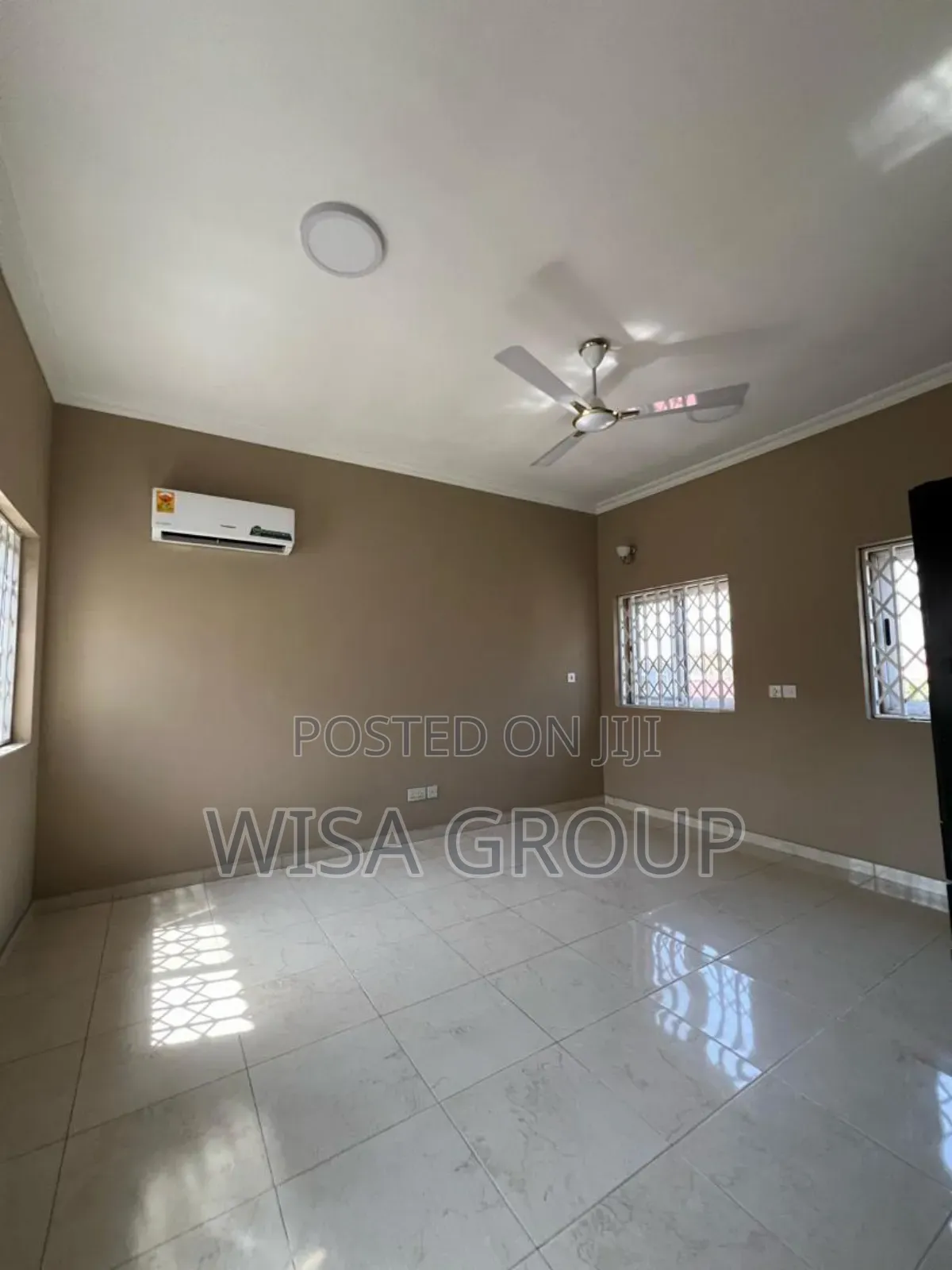 4bdrm Duplex in Wisa Group, Accra Metropolitan for rent