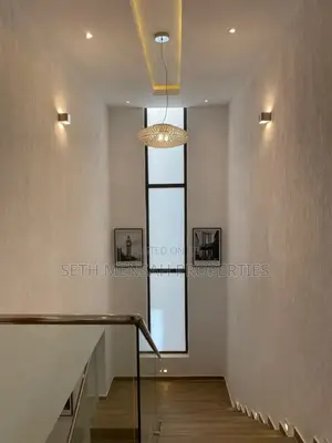 4bdrm House in Accra Metropolitan for sale