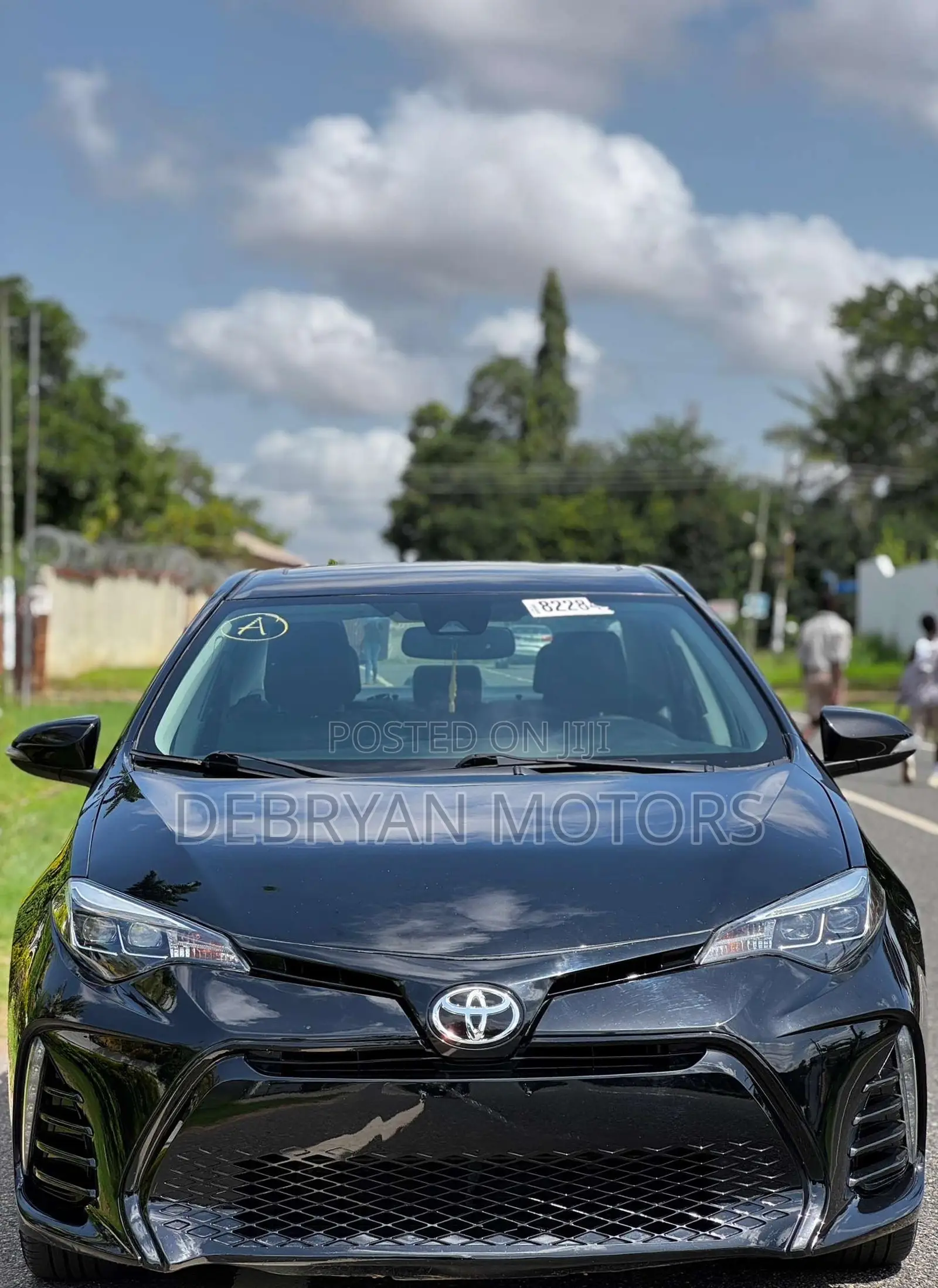 Toyota Corolla XSE 4dr Sedan (1.8L 4cyl CVT) 2017 Black