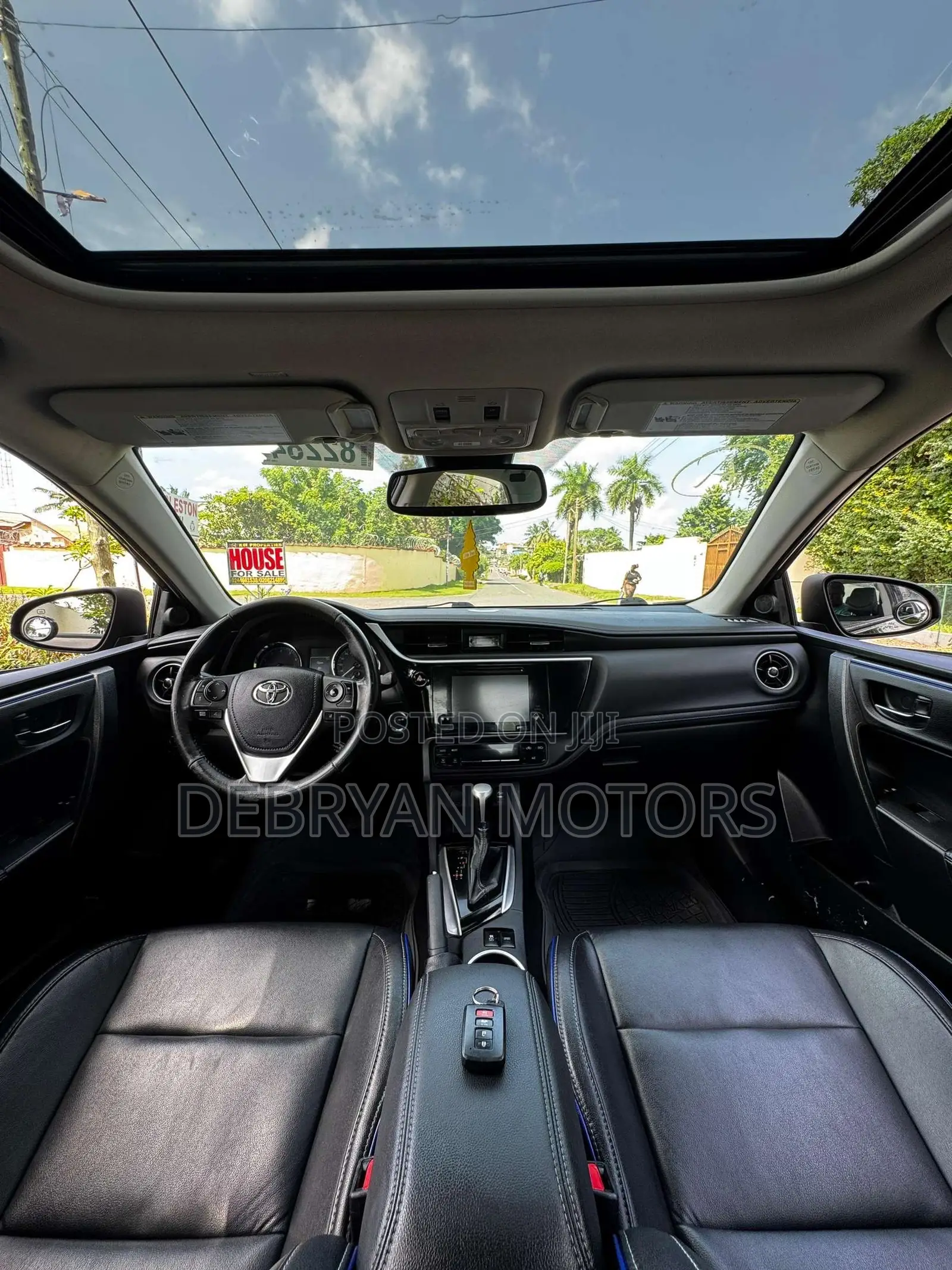 Toyota Corolla XSE 4dr Sedan (1.8L 4cyl CVT) 2017 Black