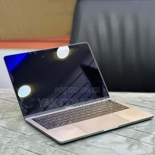Laptop Apple MacBook Pro 2016 8GB Intel Core i5 SSD 256GB