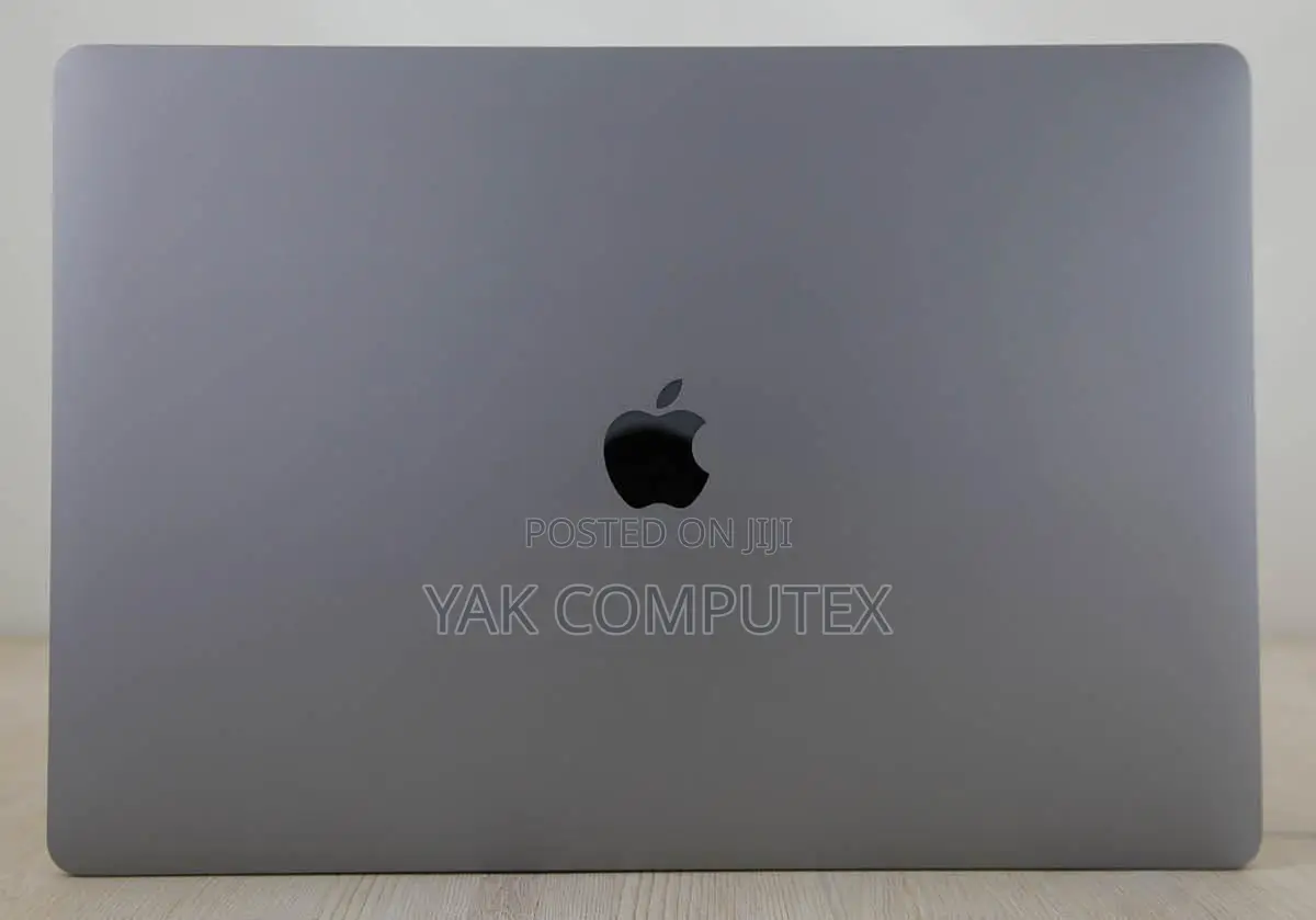 Laptop Apple MacBook Pro 2017 16GB Intel Core i7 SSD 256GB