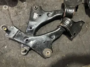 Land Rover Discovery 2016-2020 Lower Arm