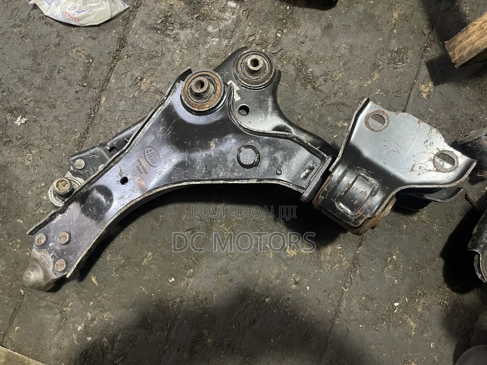 Land Rover Discovery 2016-2020 Lower Arm