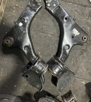 Land Rover Discovery 2016-2020 Lower Arm
